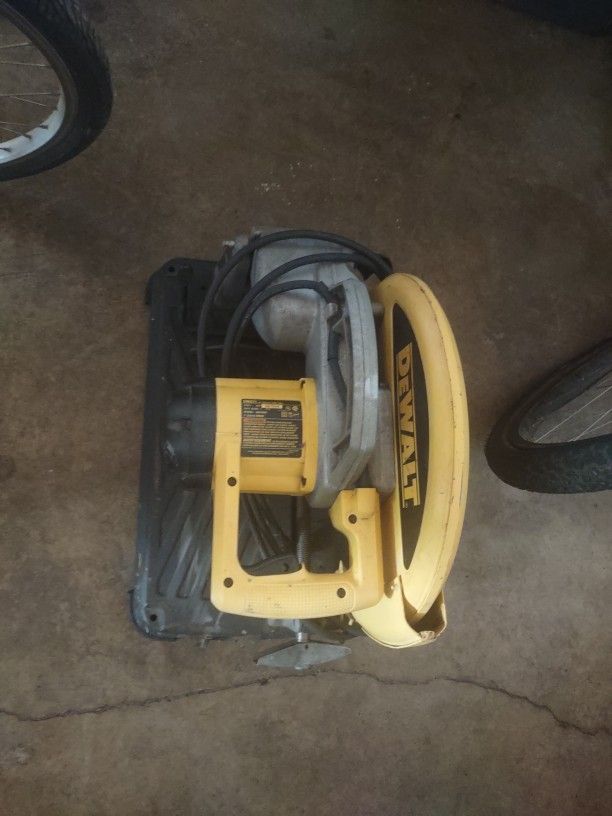 DeWalt Chop Saw