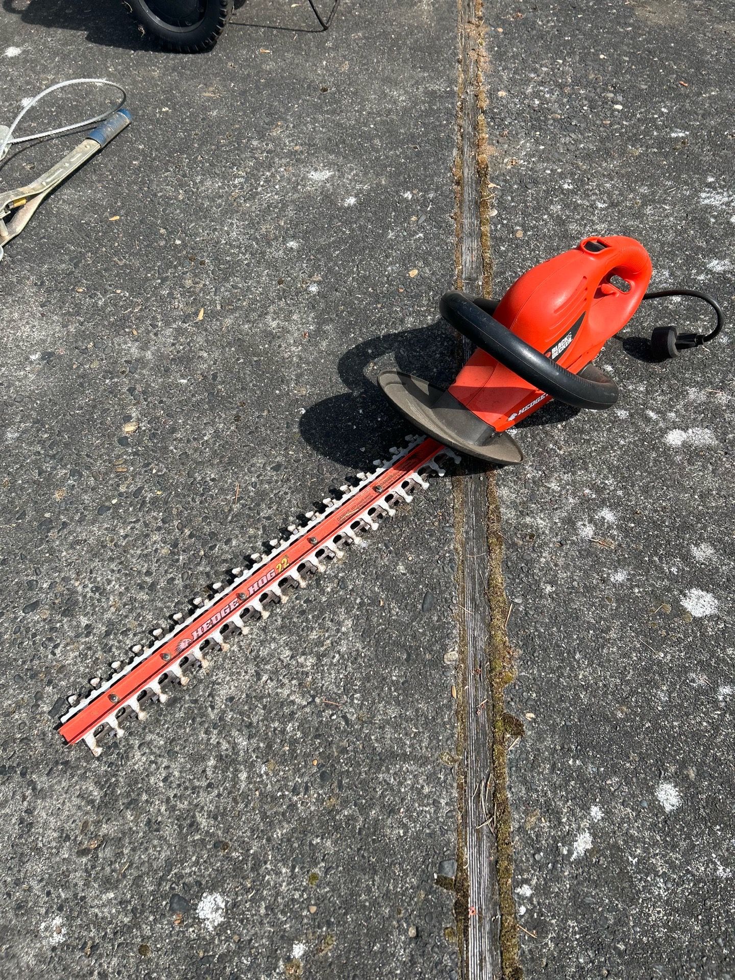 Shrub trimmer