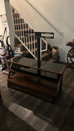 Entertainment center