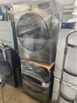 LG mix match color washer and dryer front load. Open box
