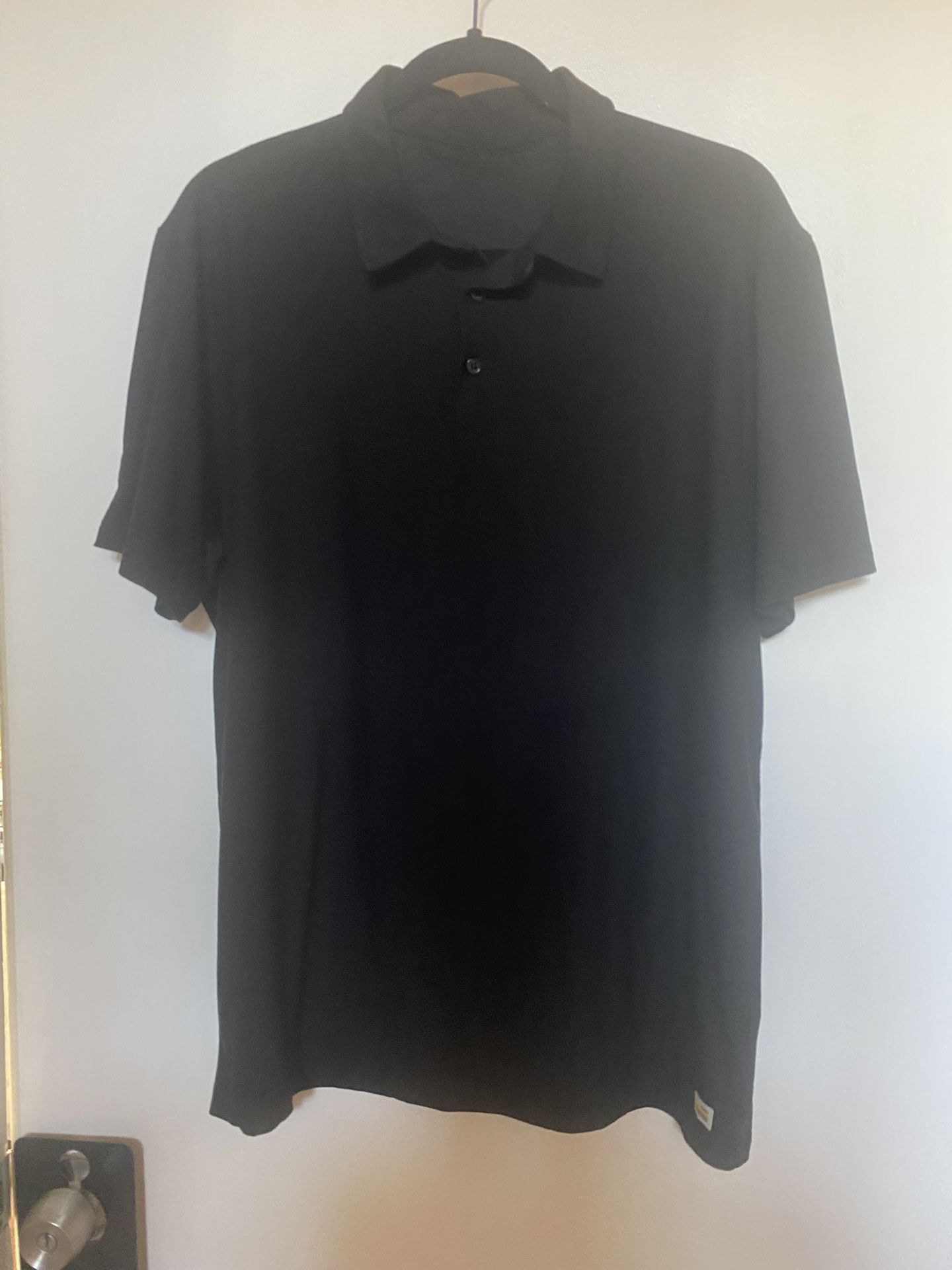 Vuori Men’s Polo Shirt. Size M