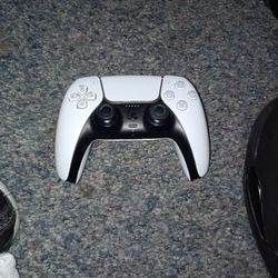 PS5 Controller It Is Used But Barely Used