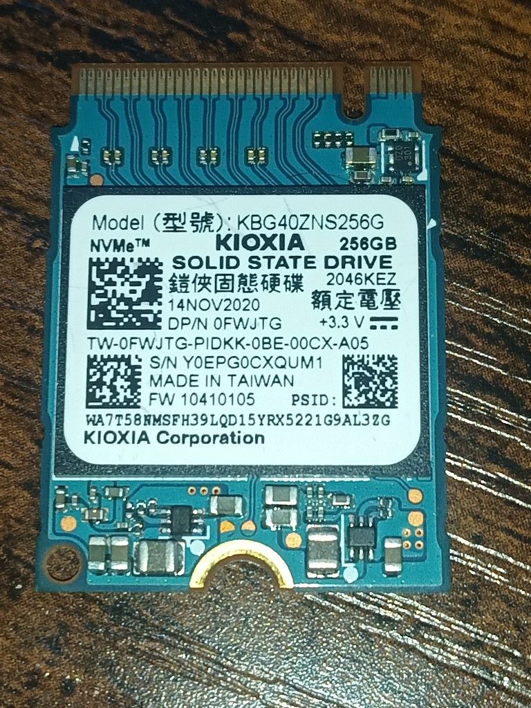 256 NVMe M. 2 SSD