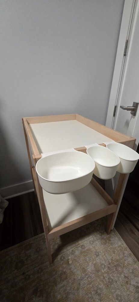 Change Table with pad