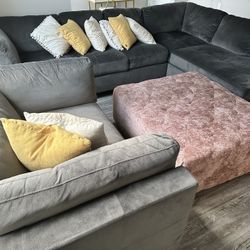 Sectional & Oversized Chair W/Ottoman