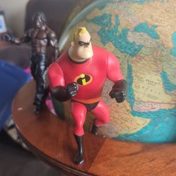 Vintage 2004 Disney Incredible 6"