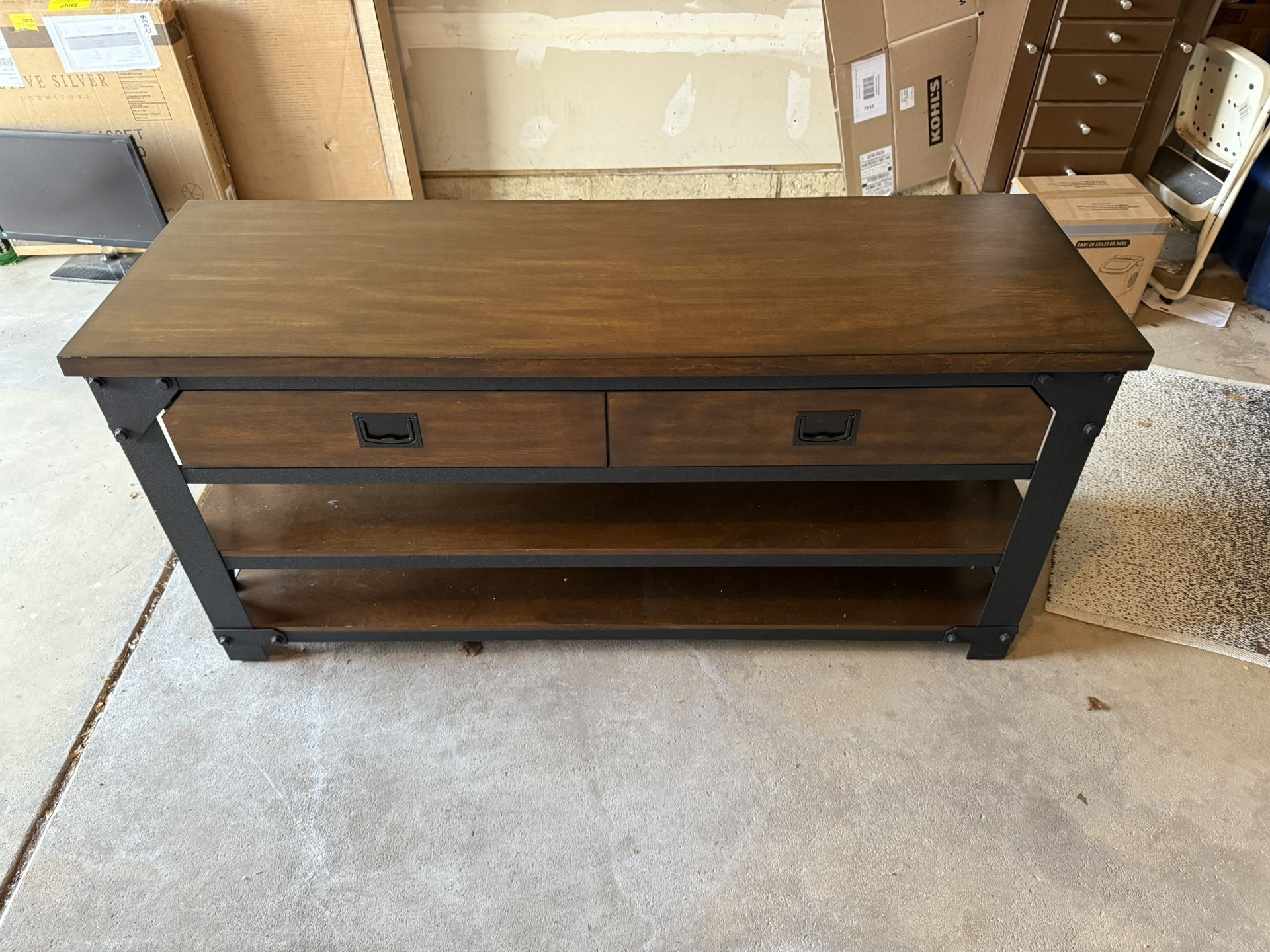 “65 TV Console