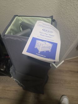 Graco Pack 'n Play Playard Simple Solutions