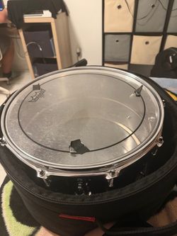 Ludwig 8x14  supralite snare drum with road runner bag