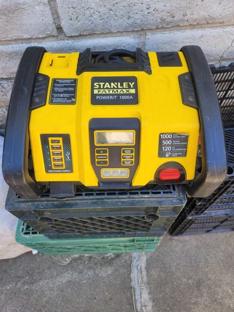 Used Stanley Fatmax Powerit 1000a Jump Sarter