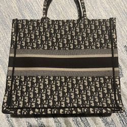 Book Tote Bag Dior 