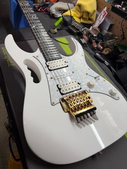 Ibanez Jem premium Steve vai