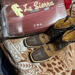 La Sierra Cowboy Boots brand New 