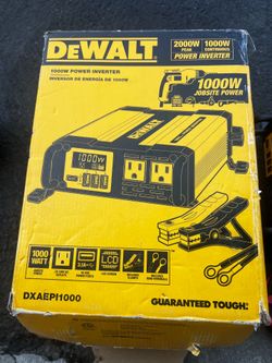 DEWALT 1000-Watt Portable Car Power Inverter with Triple USB Ports