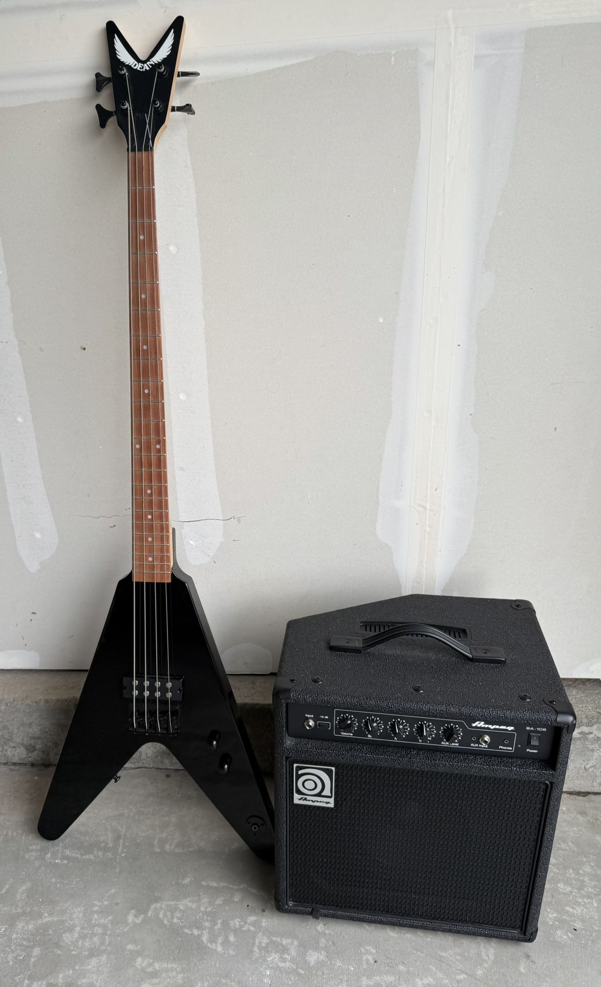 Dean Bass And Amp Combo