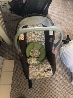 Grace snugride. Car seat