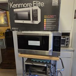 BRAND NEW! KENMORE ELITE LARGE 2.2 CU. FT.  COUNTERTOP MICROWAVE OVEN