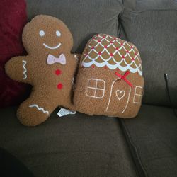 Gingerbread Pillows