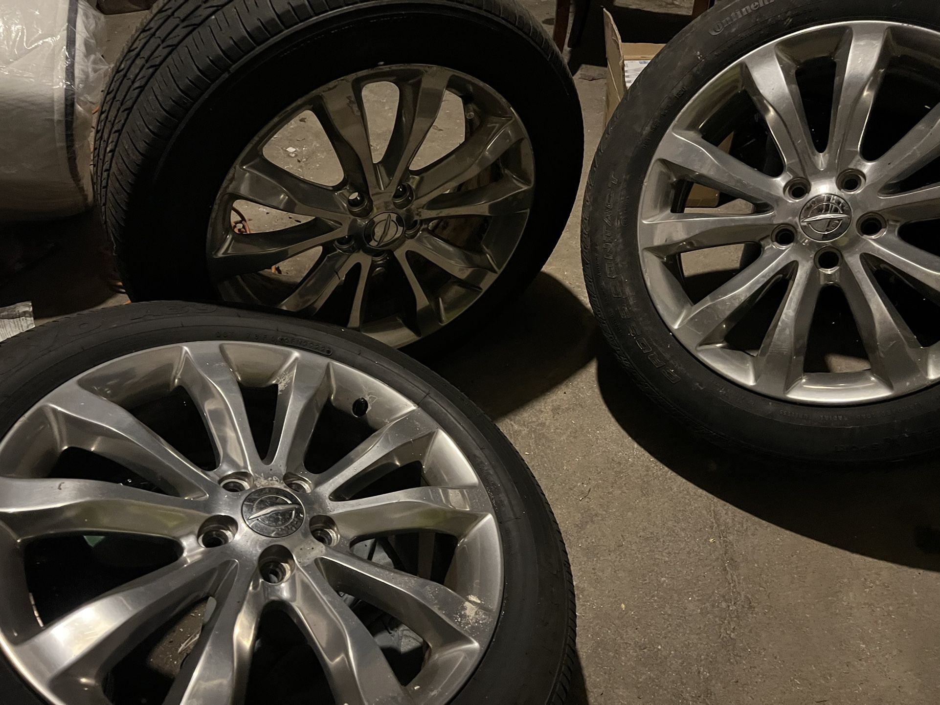 Chrysler 300 19” Chrome Wheels