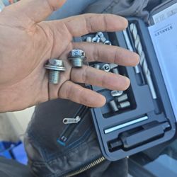 Broken Bolt Extraction Mobile Mecanico 