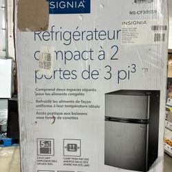 Insignia 3p Mini Fridge Nee