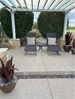 2 Patio chairs