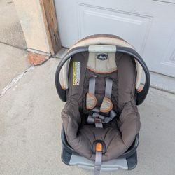 Chicco Key Fit 30 Infant Car Seat and Base