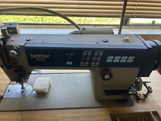 Sewing machine $10 heavy duty and table 2 of them