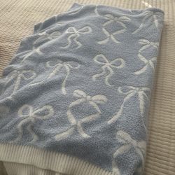 Blanket Blue Bows