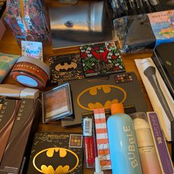 New HUGE High-end Makeup and Skin Beauty Bundle Over 80 Products