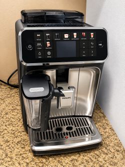 Philips 5400 LatteGo Fully Automatic Espresso Machine Like New