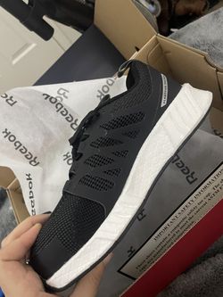 brand new steel toed shoes