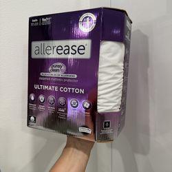 New zippered mattress protector Twin Size, Antimicrobial Protection, Cotton, Waterproof, Temperature Balancing, Was $40