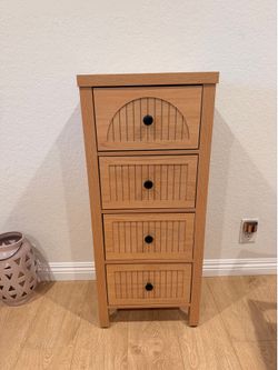 Beautiful Cabinet with 4 drawers