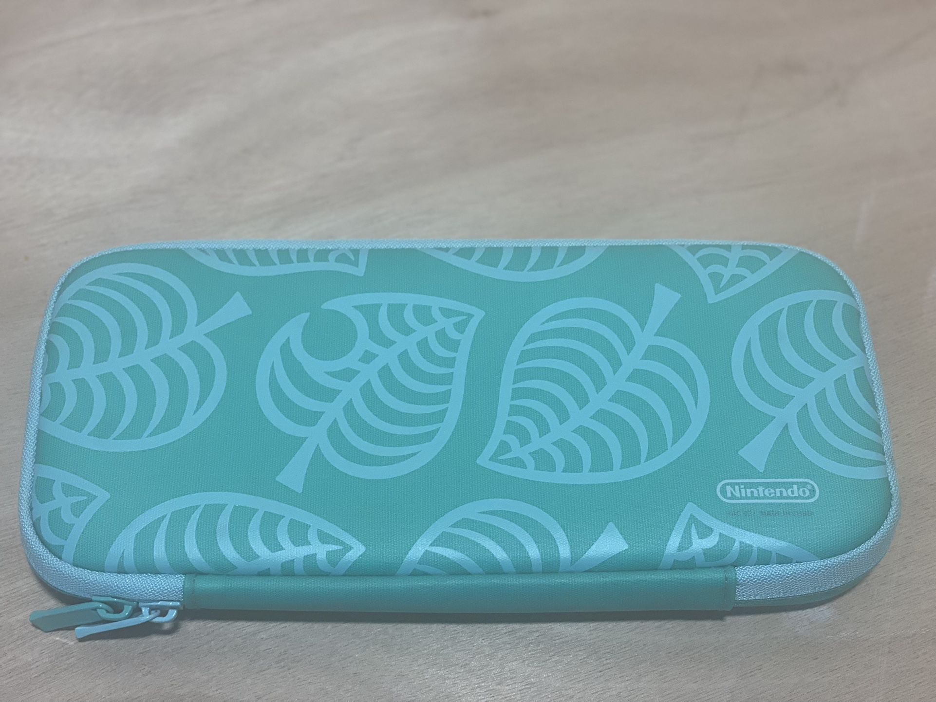 Nintendo Switch Animal Crossing: New Horizons Aloha Edition Carrying Case Leaf Pattern, Wichita KS Pickup Or Shipping 