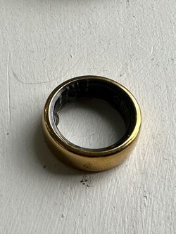 Oura Ring Gold Size 8