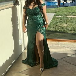Emerald Green Fancy Gown / Dress