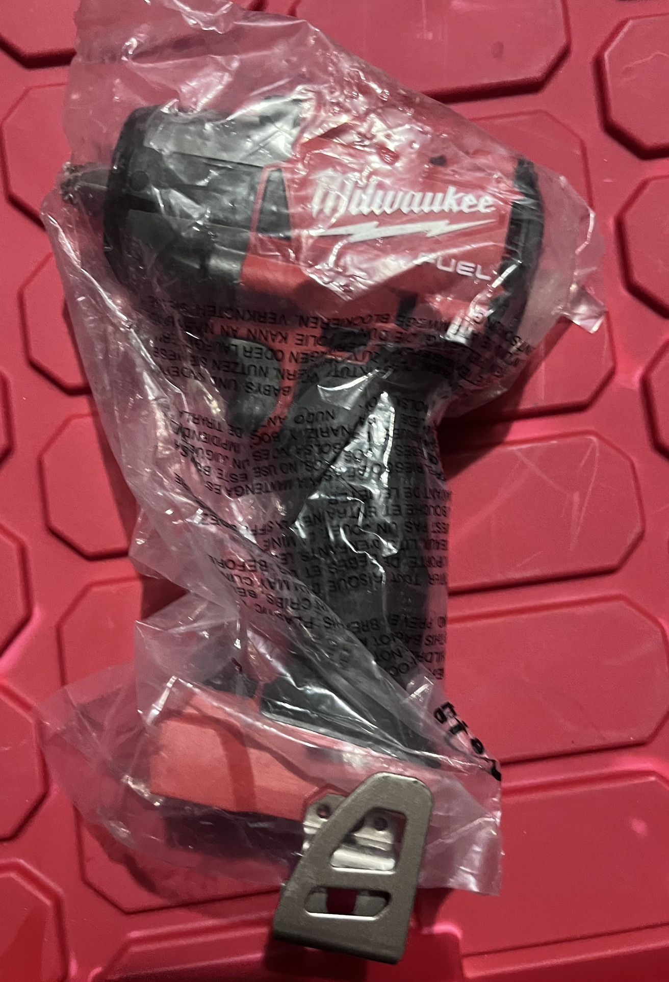 Milwaukee M18 FUEL Gen-2 18V Lithium-Ion Brushless Cordless Mid Torque 1/2 in. Impact Wrench w/Friction Ring .