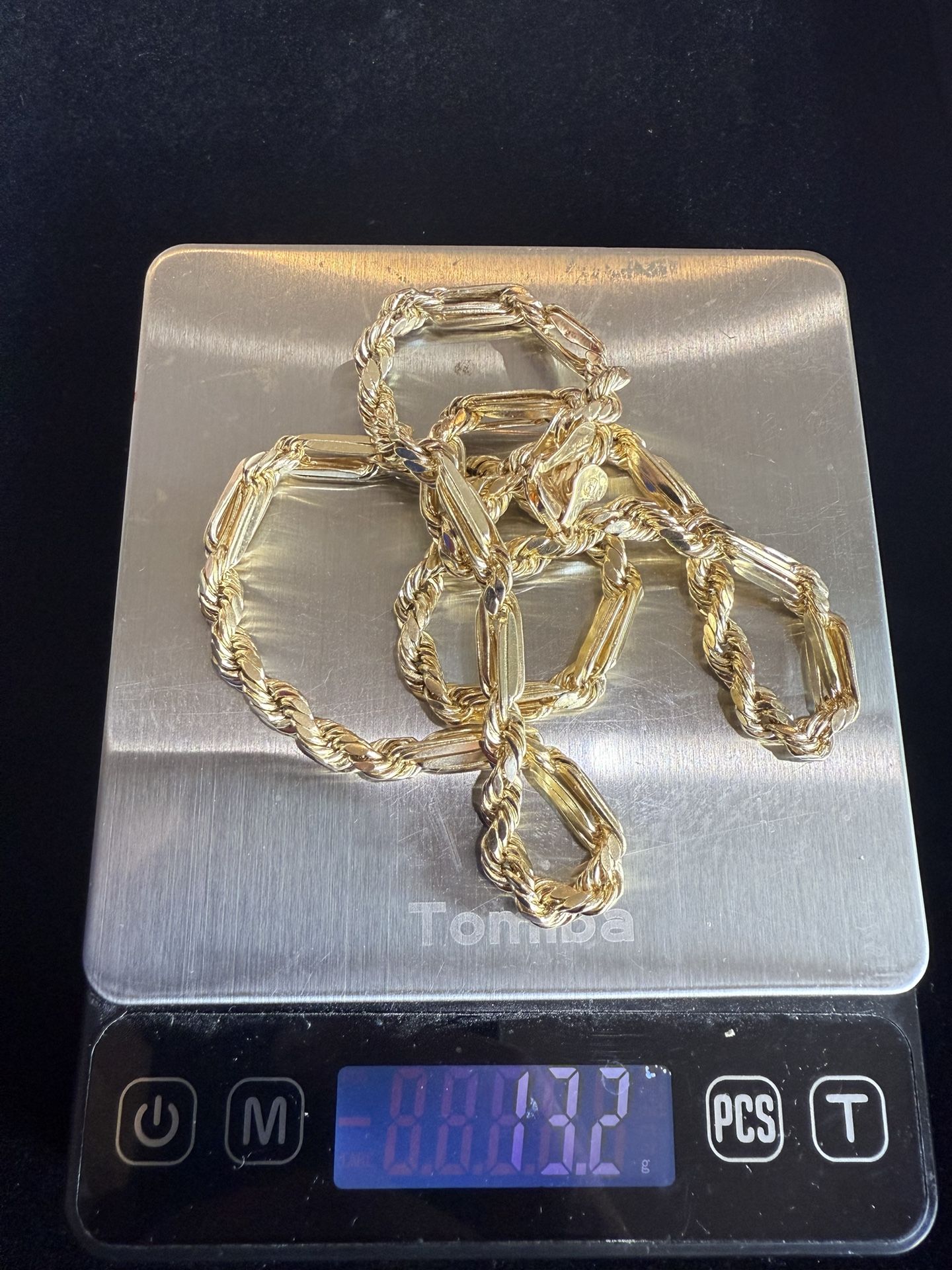 14k Hollow Gold Chain 