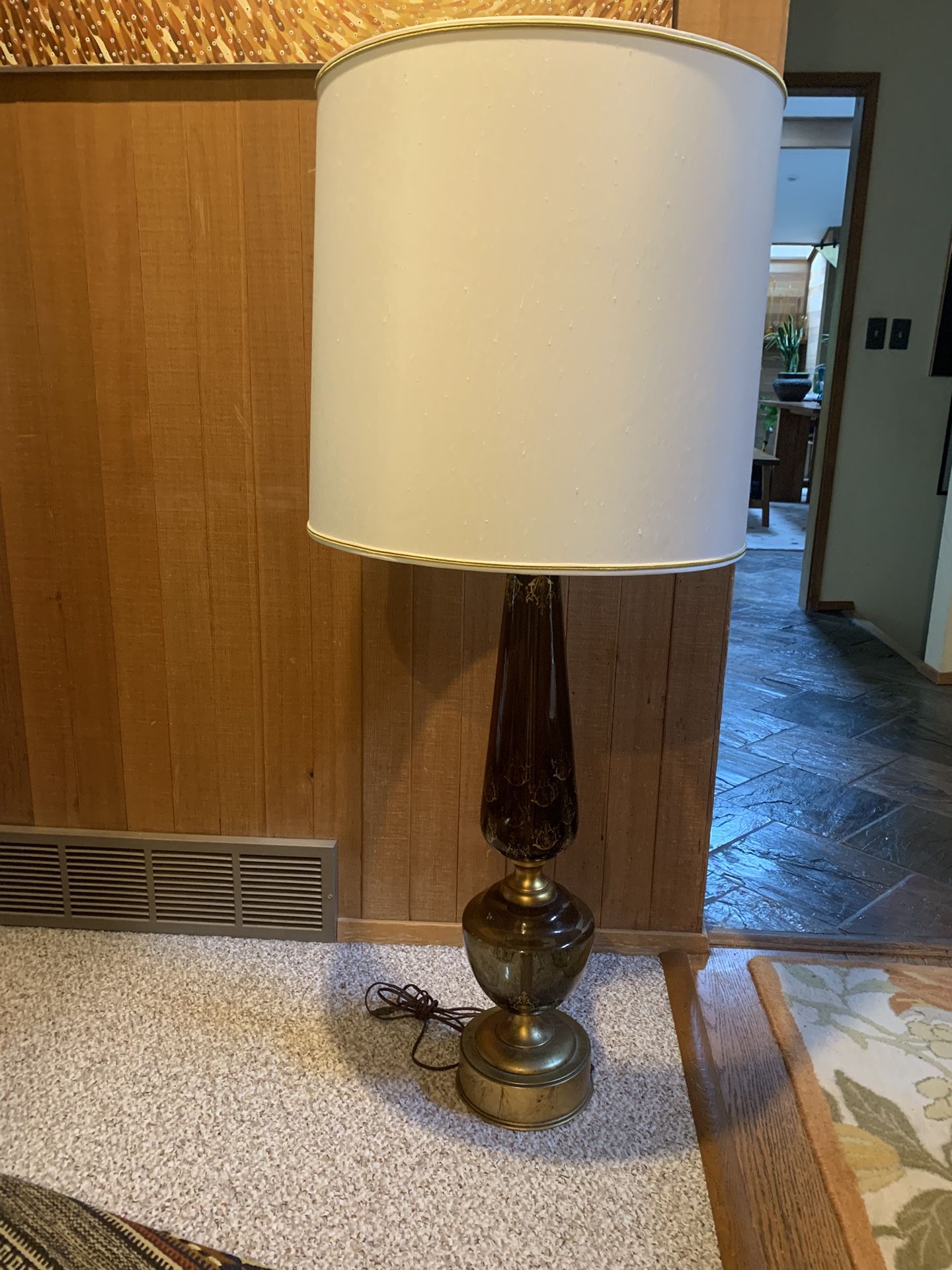 Mid Century Frederick Cooper Light Brown Gilt Medallion Table Lamp