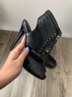 Women’s Shoes Black