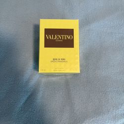 Valentino 