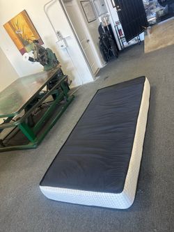 Truck mattress