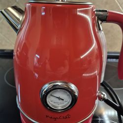 Mega chef 1.7 Quart Kettle and 2 slice Toaster