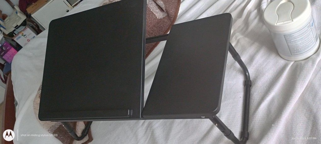 Collapsable Bed Desk