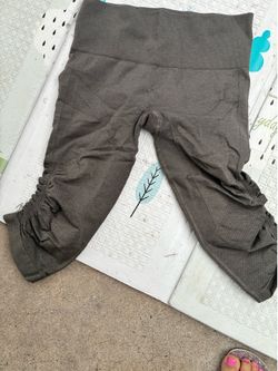 Lululemon size 6$15
