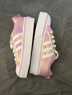 NEW!! Adidas Platform Nizza WOWENS Size 7/2. Youth 6 1/2