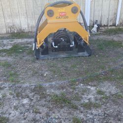 Toft Cat 320 Plate Compactor
