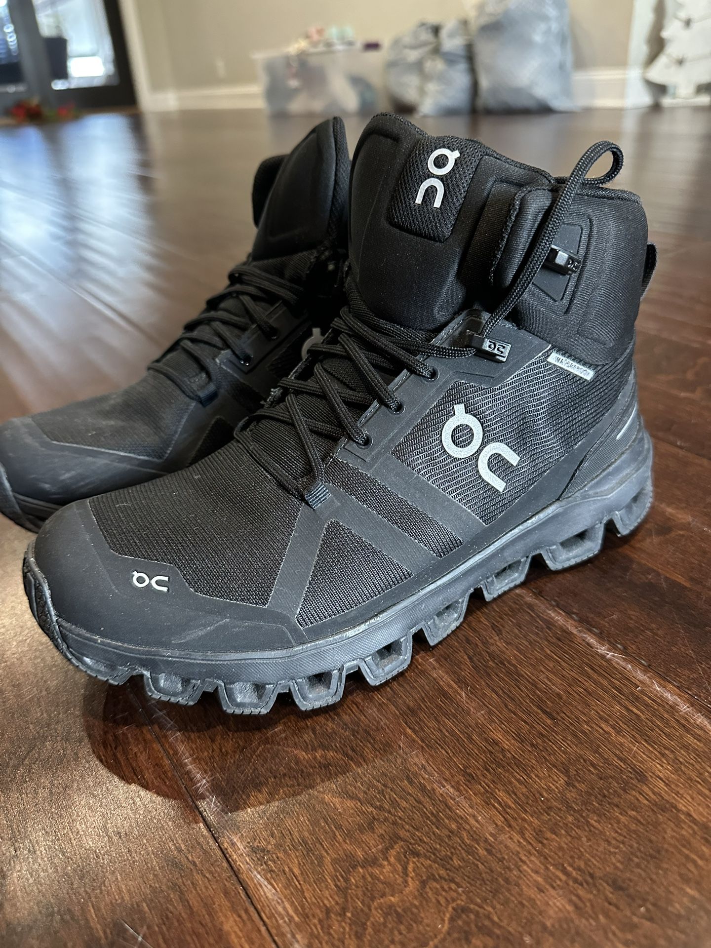 OnCloud water proof boots