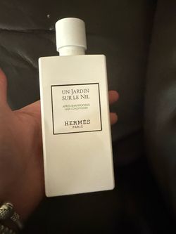 authentic Hermes shampoo + conditioner